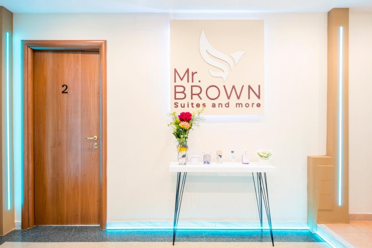 Mr. Brown - San Paolo Pensionat